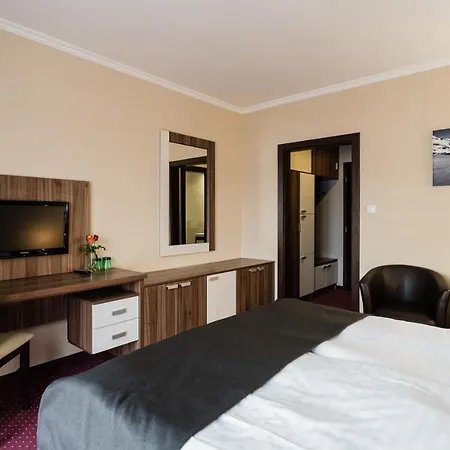 Hotel & Restauracia Menhard Hotel Vrbov