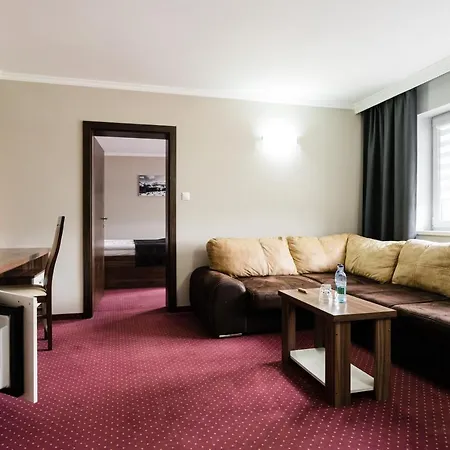 Hotel Menhard 3*