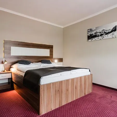 Hotel & Restauracia Menhard Hotel Vrbov