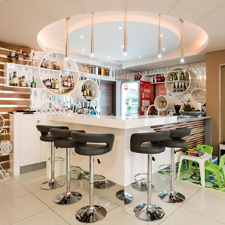 Hotel Hotel & Restauracia Menhard Vrbov