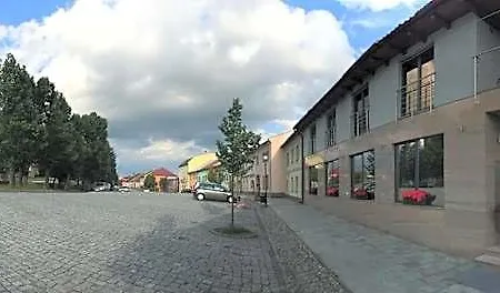 Hotel & Restauracia Menhard Hotel Vrbov