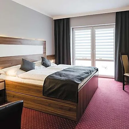 Hotel Menhard Hotel Wierzbów