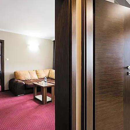 Hotel & Restauracia Menhard 3* Vrbov