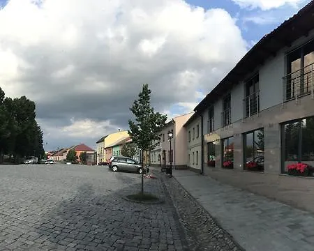 Hotel & Restauracia Menhard